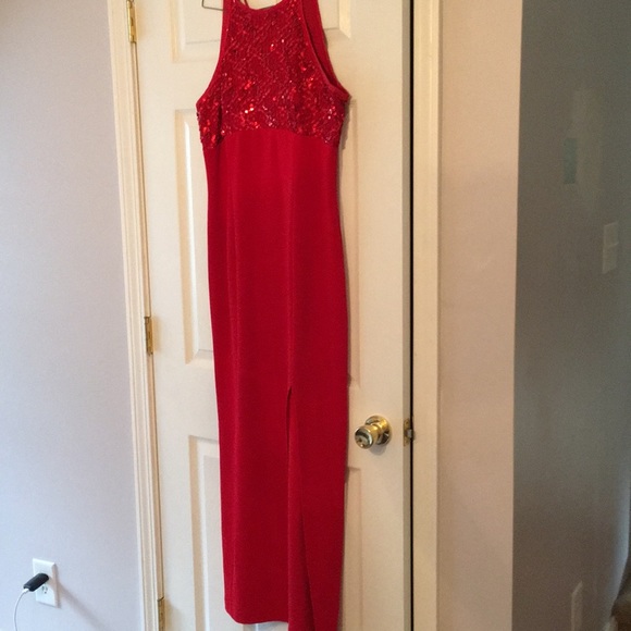 Red Dress - Picture 1 of 5